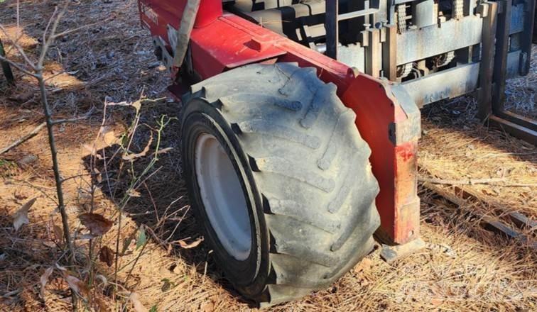 Moffett M55 Wózki widłowe czterokierunkowe