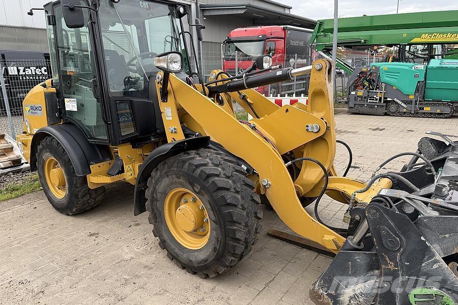 CAT 906 M Ładowarki kołowe