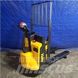 Yale MPB045VG Wózki paletowe ręczne
