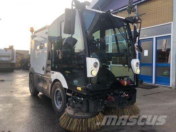 Mathieu Azura MC 210 Flex Zamiatarki - Zgarniarki - Odśnieżarki