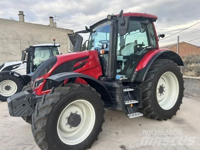 Valtra N135A Ciągniki rolnicze