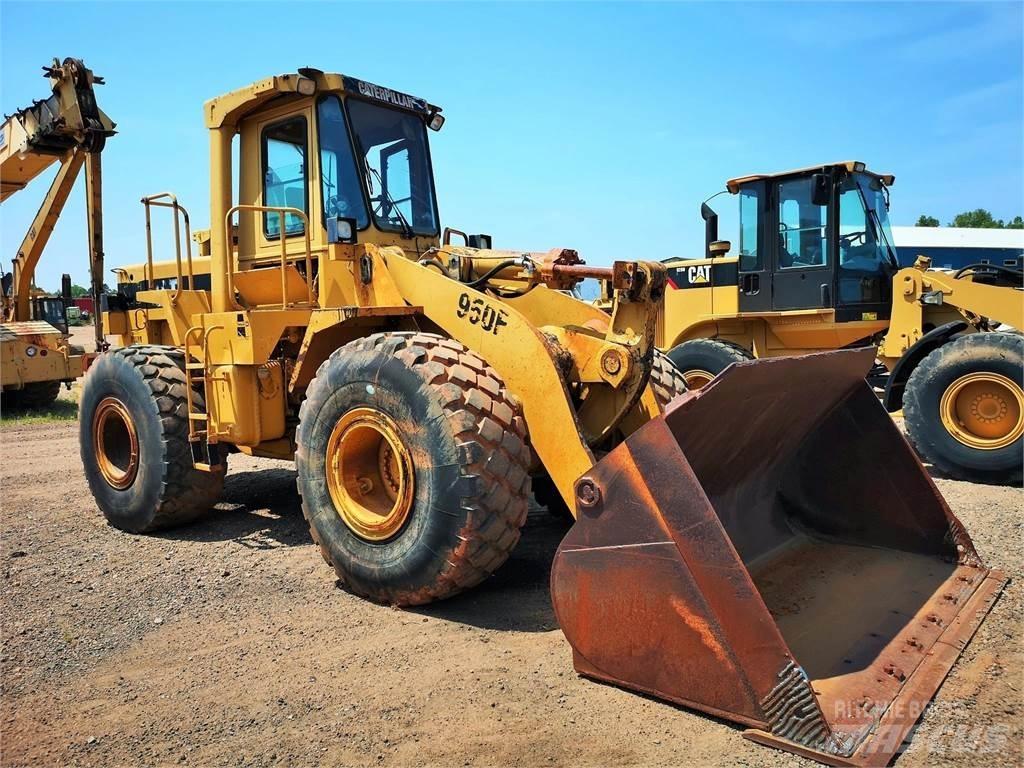 CAT 950F Ładowarki kołowe