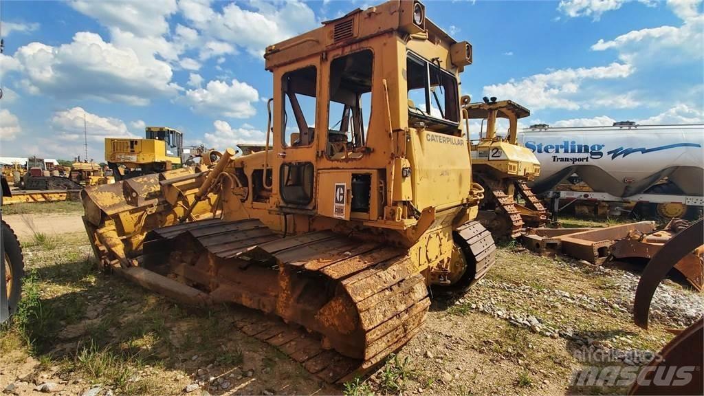 CAT D5B Spycharki gąsienicowe
