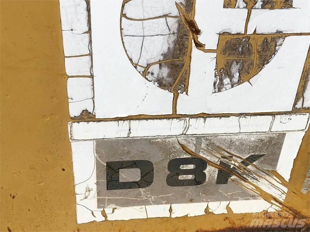 CAT D8K Kabiny i wnętrze
