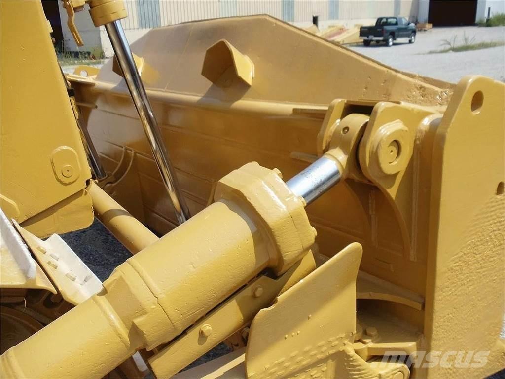 CAT D8N Spycharki gąsienicowe