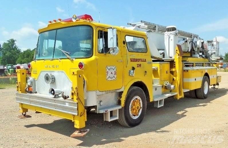 Mack CF685 Wozy strażackie