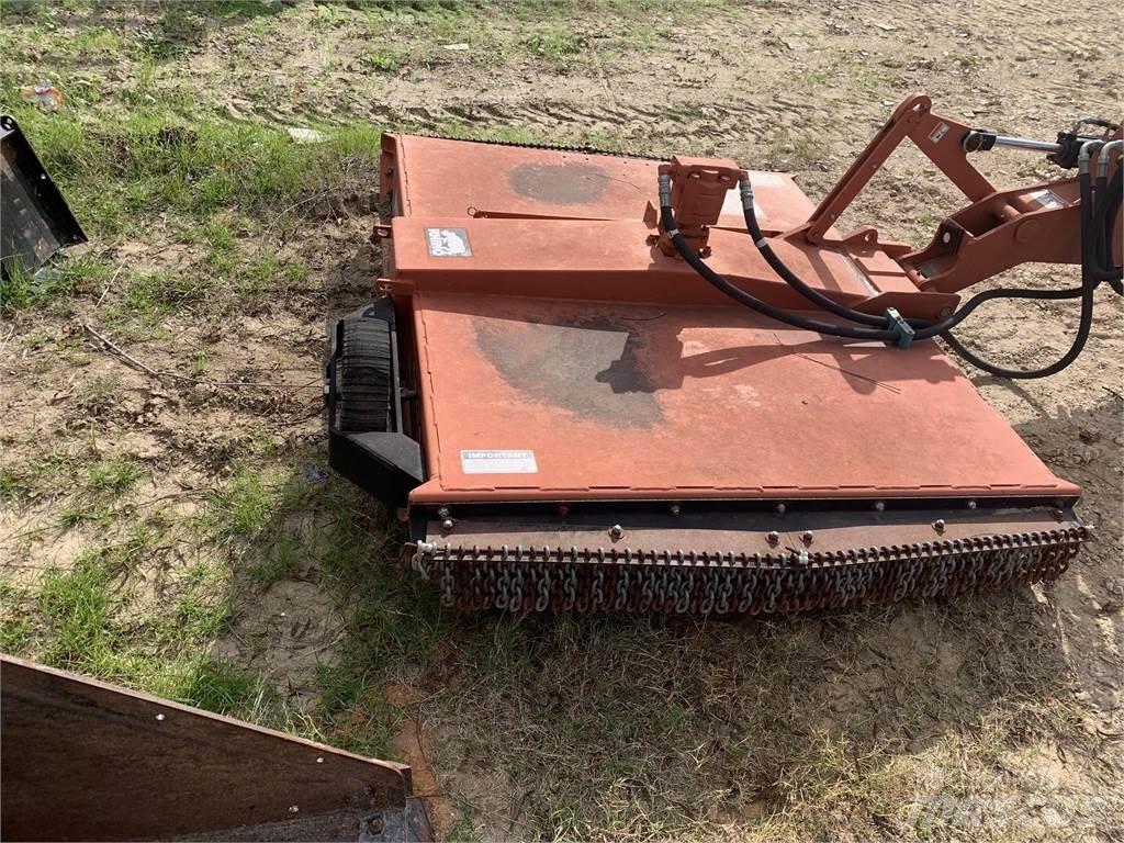 Rhino DB150 Kosiarki ze wstępną obróbka paszy