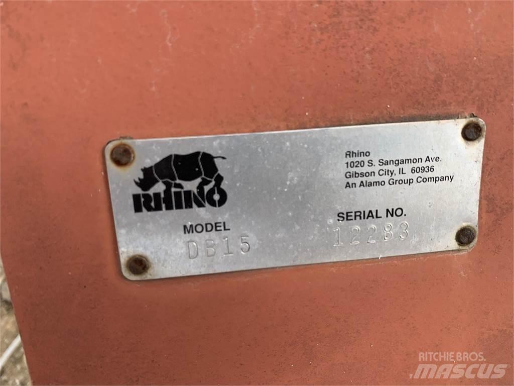 Rhino DB150 Kosiarki ze wstępną obróbka paszy