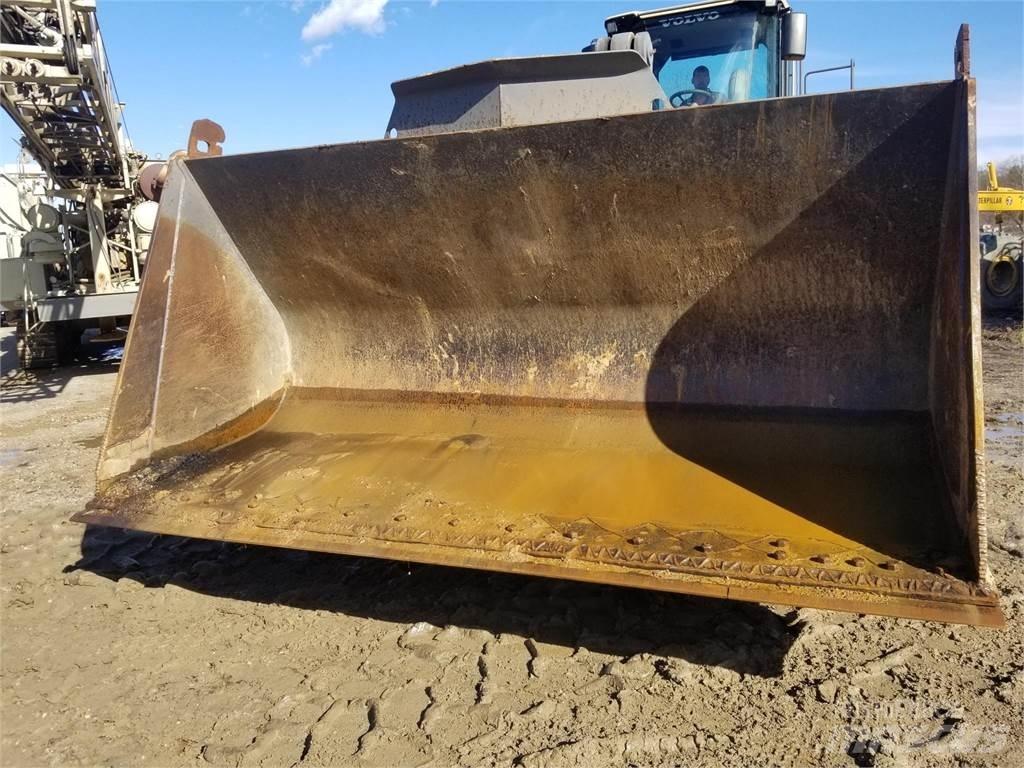 Volvo L180F Ładowarki kołowe