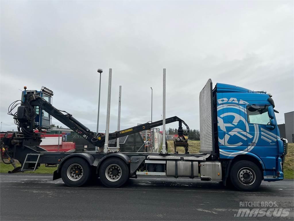DAF XF530 FAT 6x4 Samochody do przewozu drewna