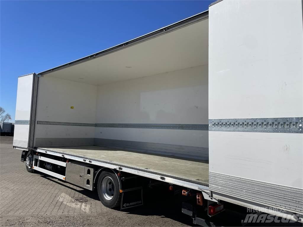 Renault D280 Premium Samochody ciężarowe ze skrzynią zamkniętą