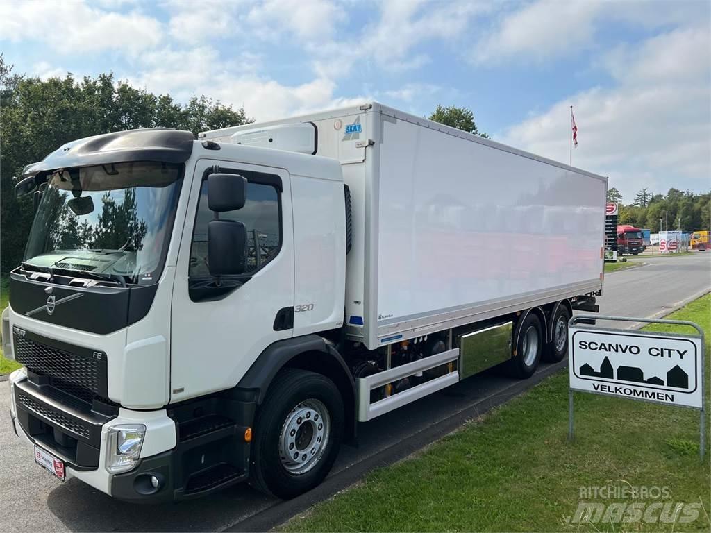Volvo FE320 6x2*4 Samochody ciężarowe ze skrzynią zamkniętą