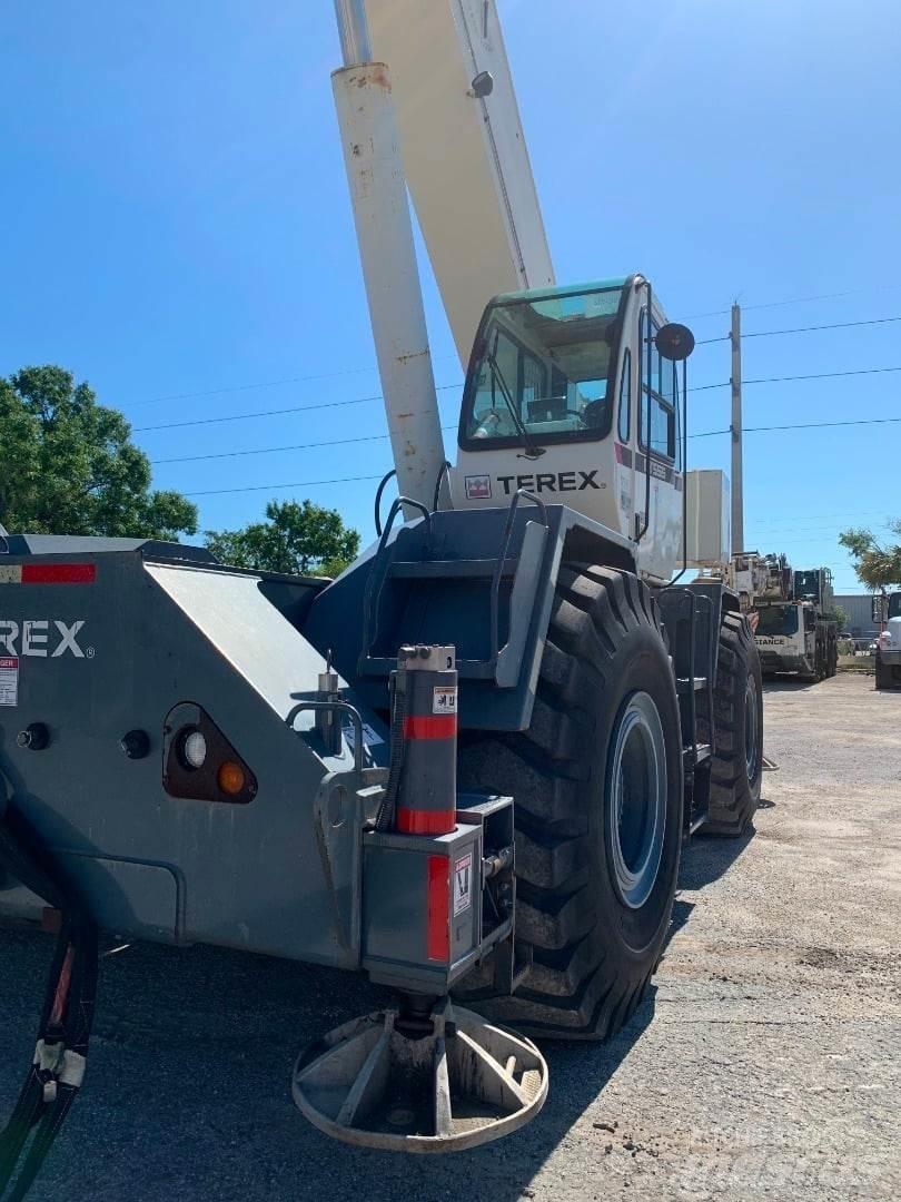 Terex  Żurawie terenowe