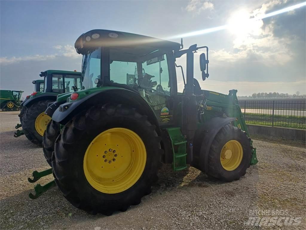 John Deere 6110 R Ciągniki rolnicze