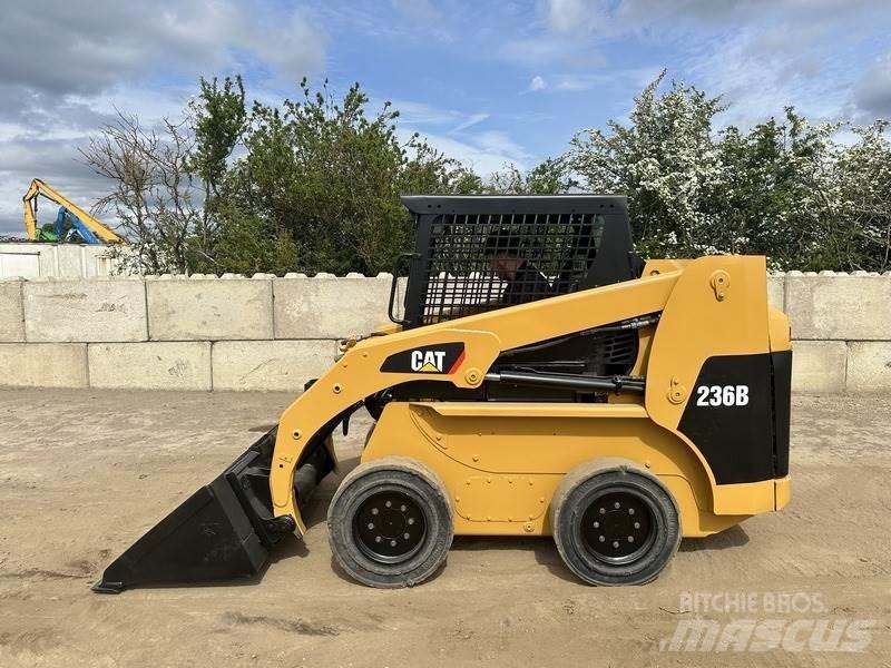 CAT 236B Maszyny budowlane - Inne