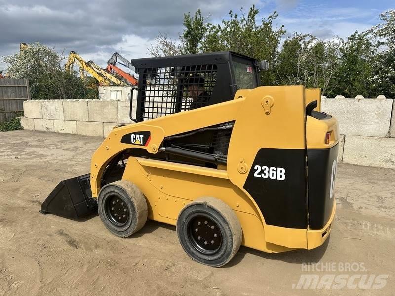 CAT 236B Maszyny budowlane - Inne