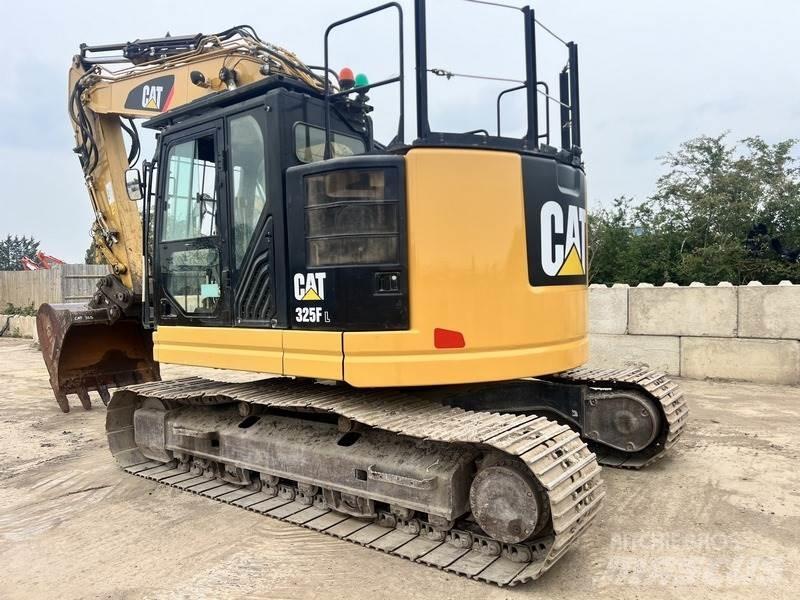 CAT 325FL Koparki gąsienicowe