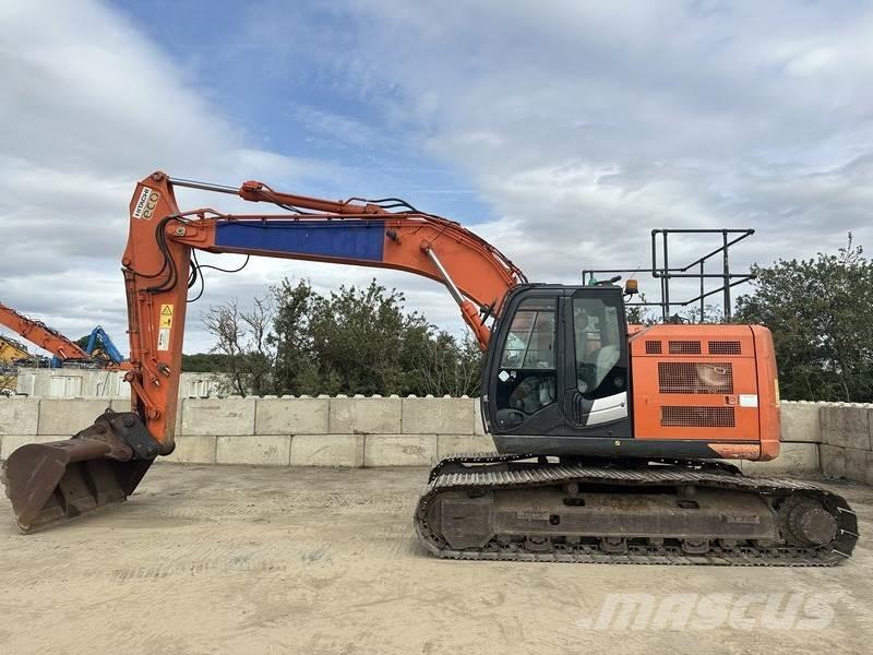 Hitachi ZX225USRLC-6 Koparki gąsienicowe