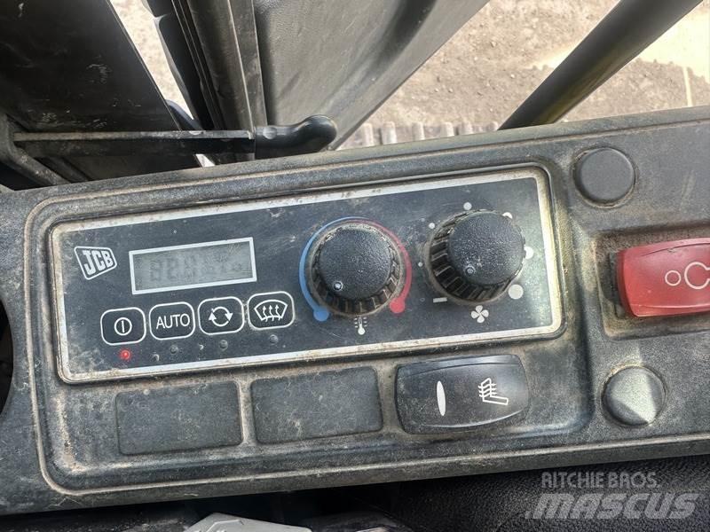 JCB JS220 LC Koparki gąsienicowe