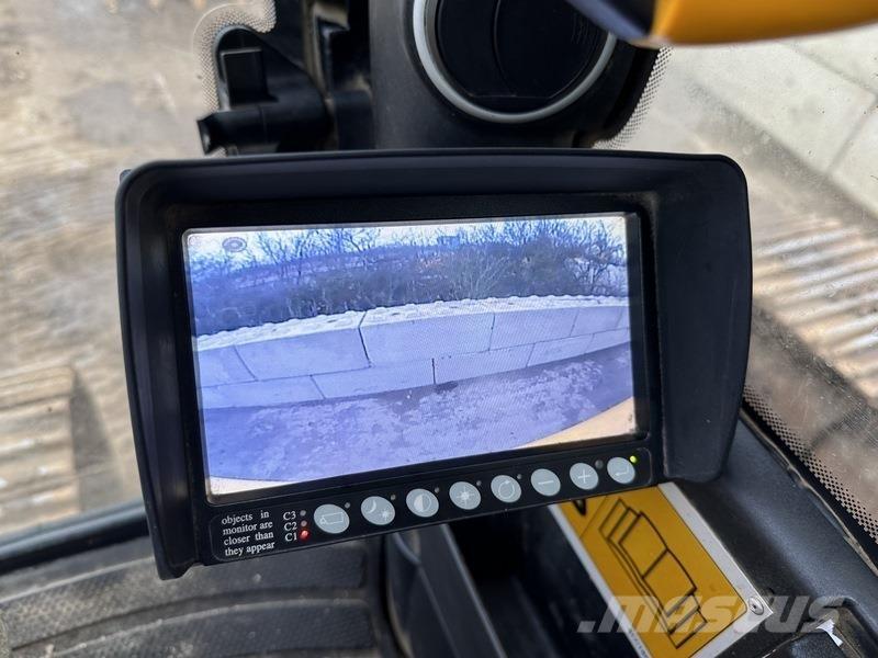 JCB JS370 LC T4 Koparki gąsienicowe