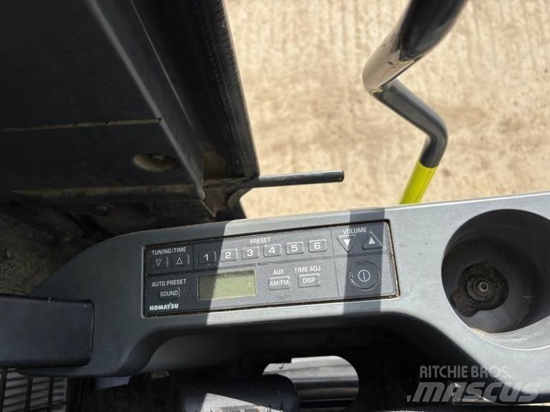 Komatsu PC210LC-10 Koparki gąsienicowe