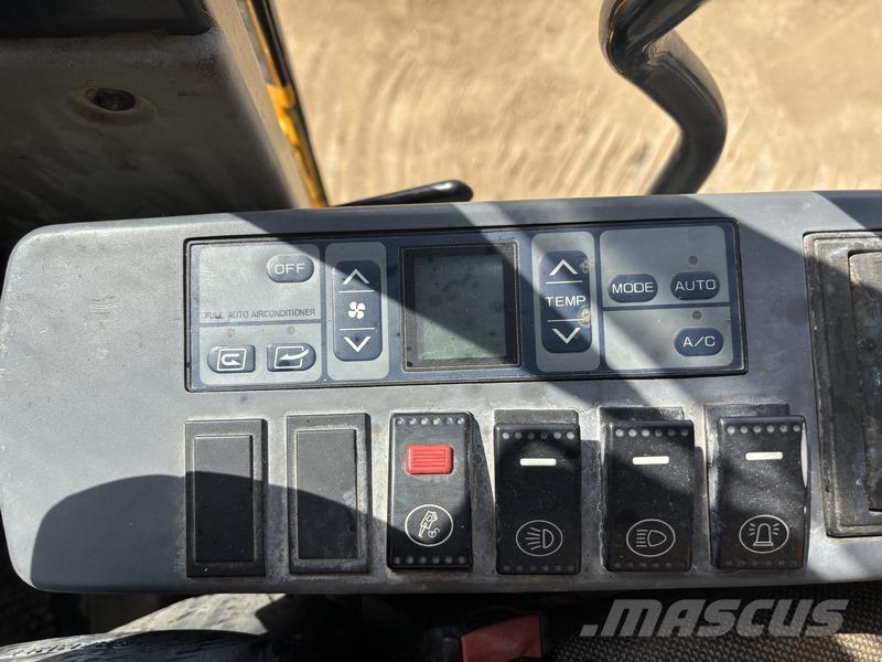 LiuGong CLG928E Koparki gąsienicowe