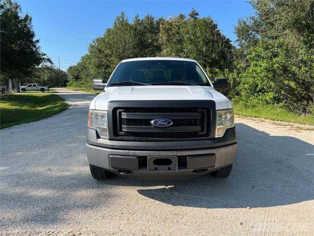 Ford F-150 Pick-upy / Pojazdy z otwieranymi burtami