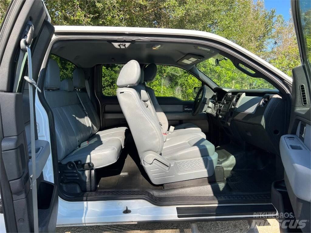 Ford F-150 Pick-upy / Pojazdy z otwieranymi burtami