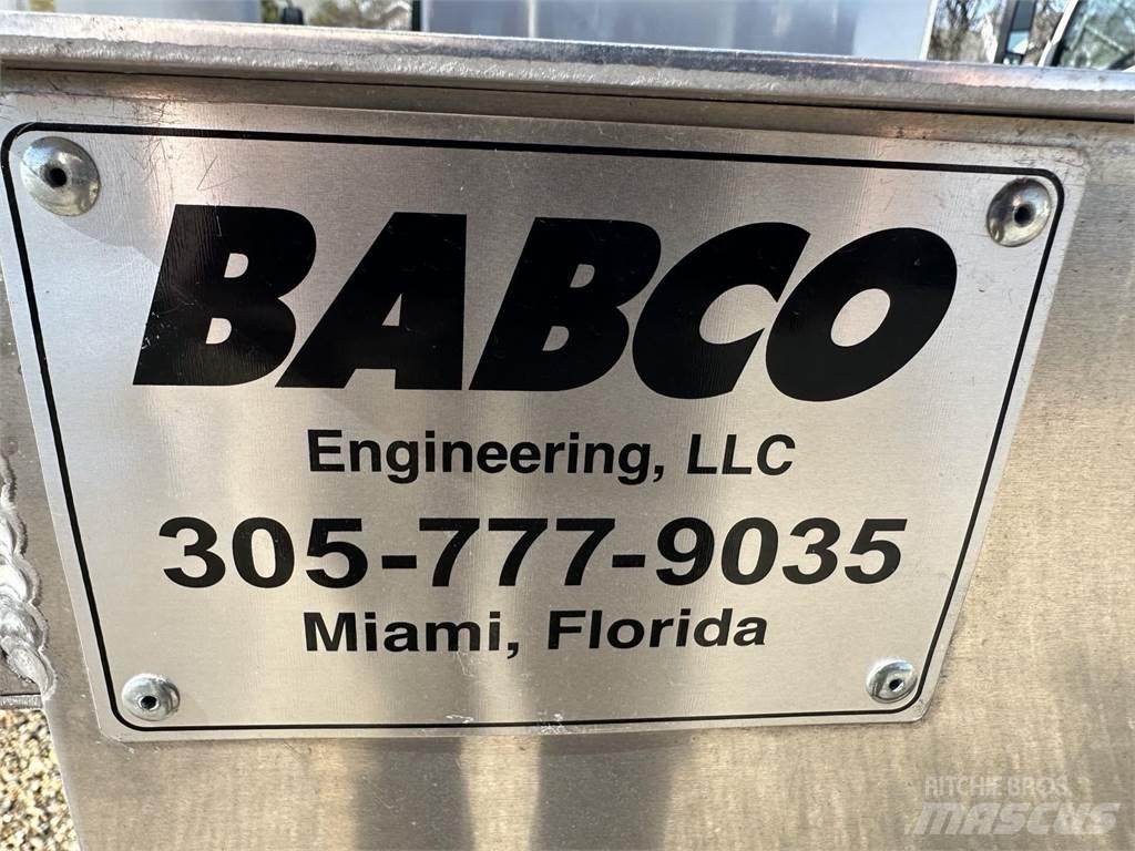  BABCO 14 Foot Inne