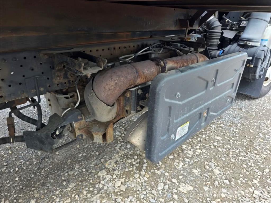 Chevrolet 4500 Samochody ciężarowe ze skrzynią zamkniętą