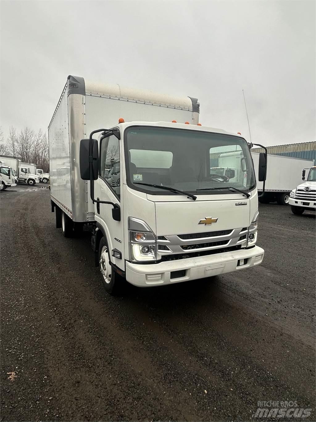 Chevrolet LCF4500 Samochody ciężarowe ze skrzynią zamkniętą