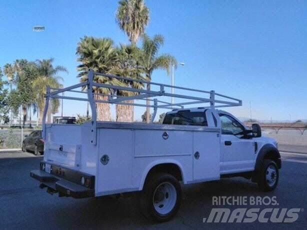 Ford F550 UTILITY BO Samochody ciężarowe ze skrzynią zamkniętą