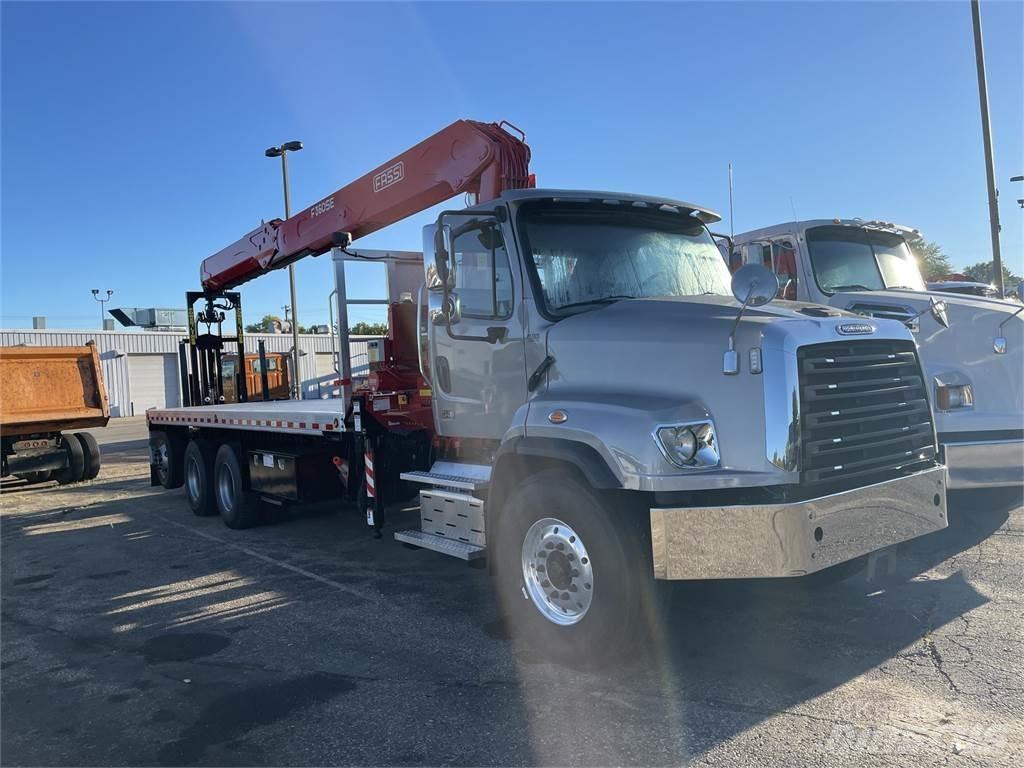 Freightliner 114SD Pojazdy pod zabudowę