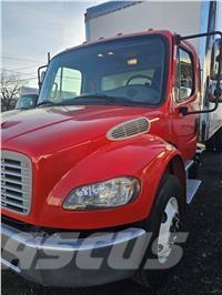 Freightliner M2 Samochody ciężarowe ze skrzynią zamkniętą