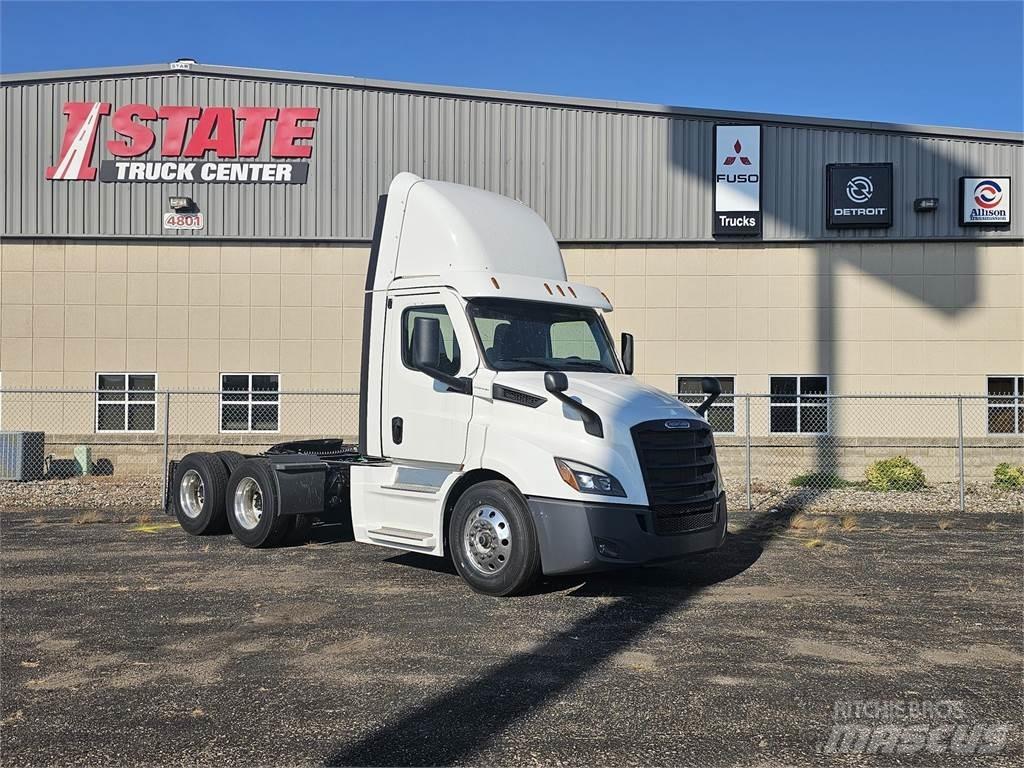 Freightliner PE116 Ciągniki siodłowe