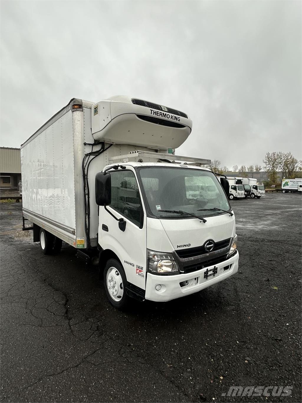 Hino 195 Samochody ciężarowe ze skrzynią zamkniętą