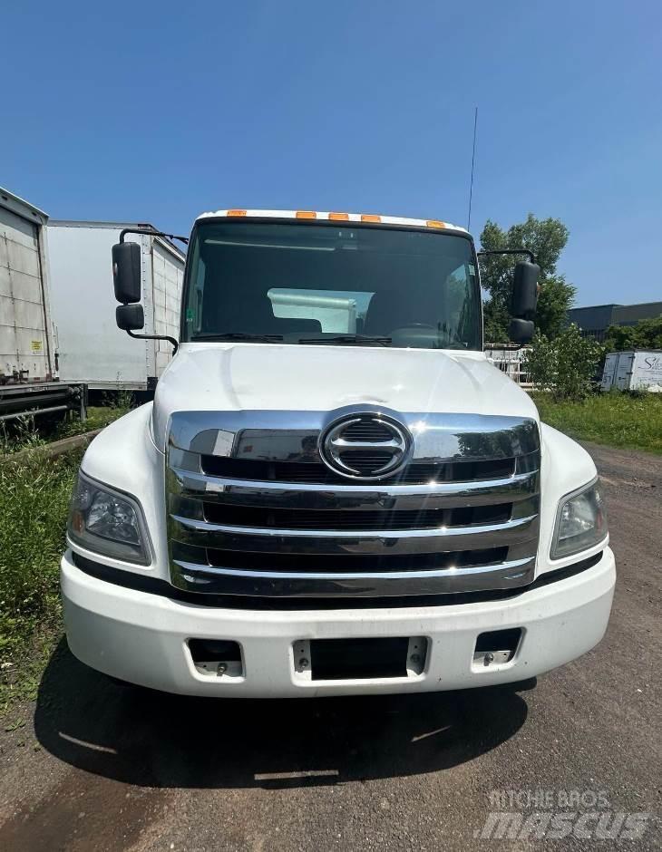 Hino 268A Pojazdy pod zabudowę