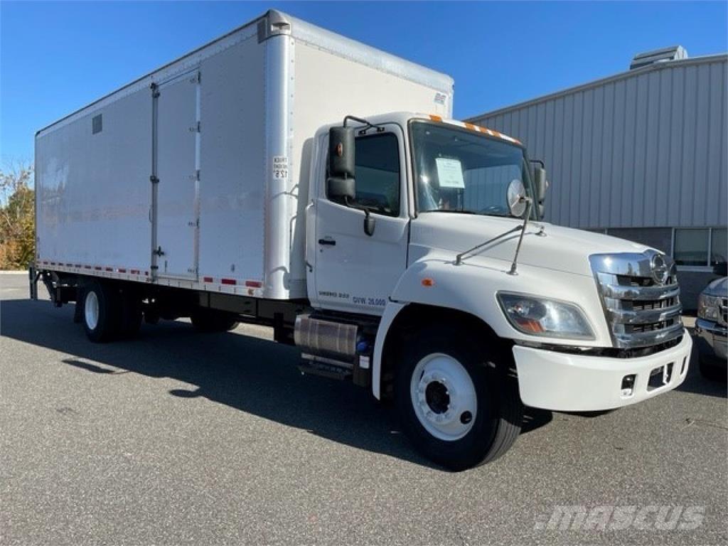 Hino 268A Samochody ciężarowe ze skrzynią zamkniętą