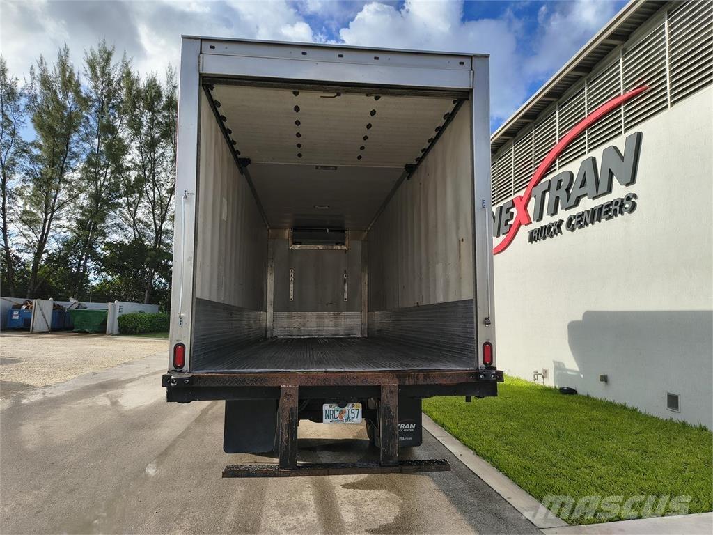 Hino 268A Samochody ciężarowe ze skrzynią zamkniętą