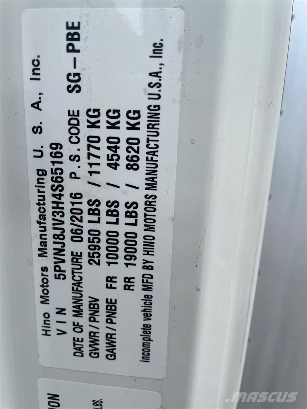 Hino 268A Samochody ciężarowe ze skrzynią zamkniętą