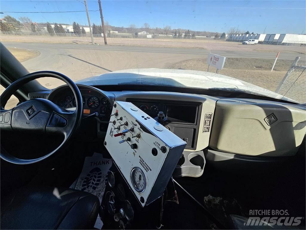 International 7300 Pojazdy pod zabudowę