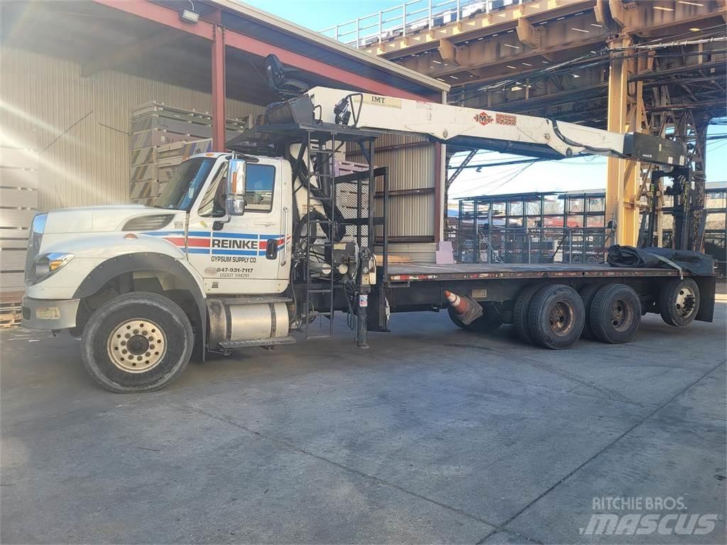 International 7600 Inne