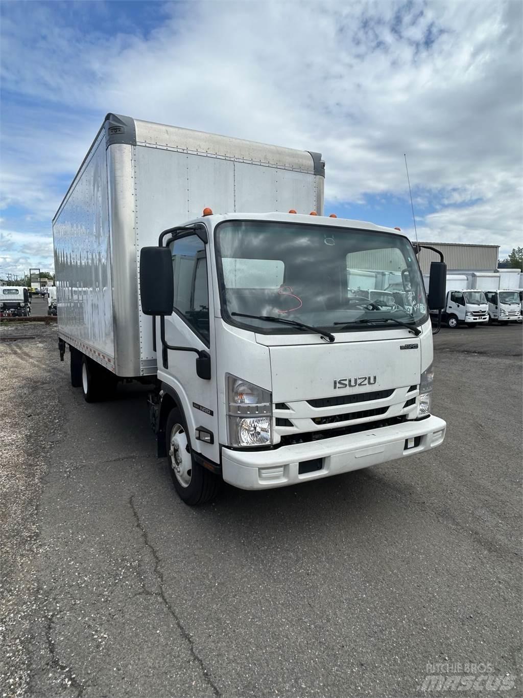 Isuzu NRR Samochody ciężarowe ze skrzynią zamkniętą