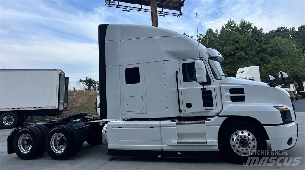Mack AN64T Ciągniki siodłowe