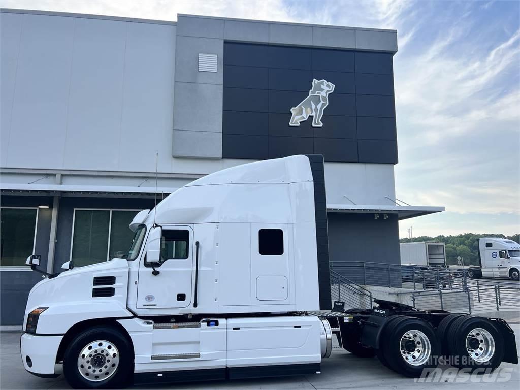Mack AN64T Ciągniki siodłowe