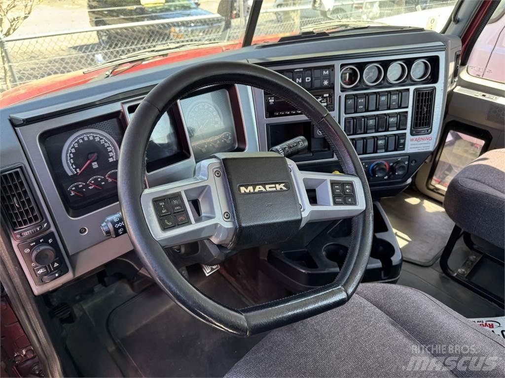 Mack AN64T Ciągniki siodłowe
