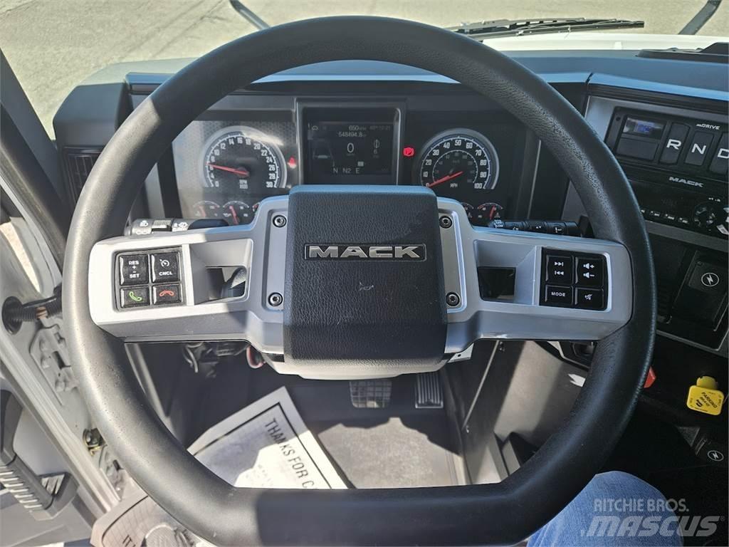 Mack AN64T Ciągniki siodłowe