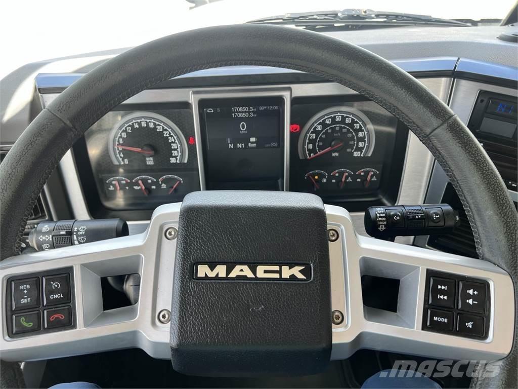 Mack AN64T Ciągniki siodłowe