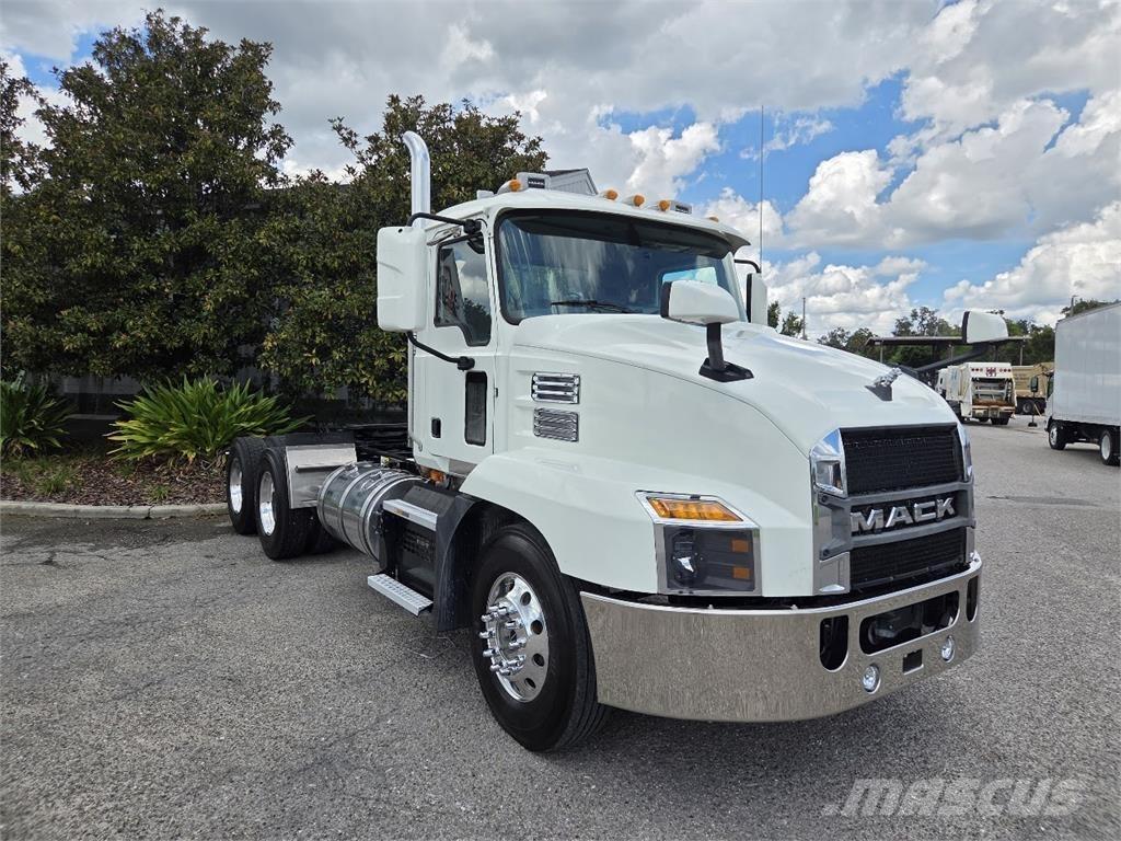 Mack AN64T Ciągniki siodłowe