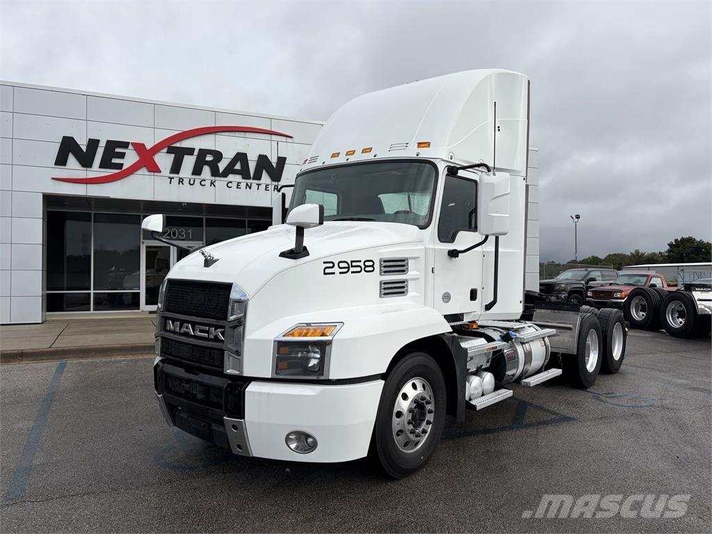 Mack AN64T Ciągniki siodłowe